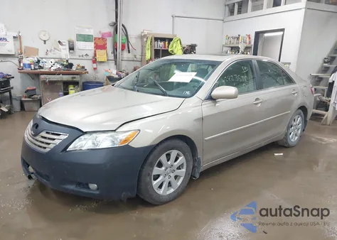 2008 Toyota Camry Xle z USA, uszkodzony, nr VIN 4T1BE46K58U732263